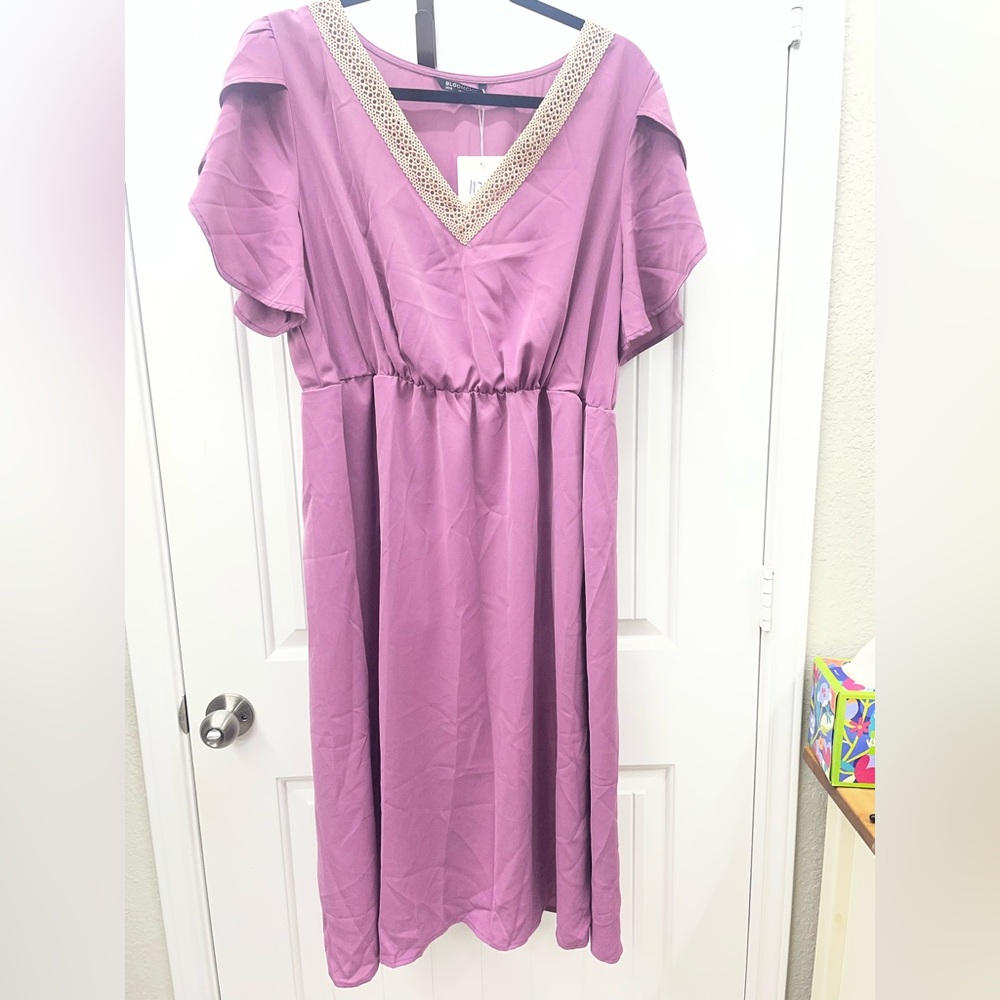 NWT 12 Large BloomChic Purple VNeck Elastic Waist Pocket Dress